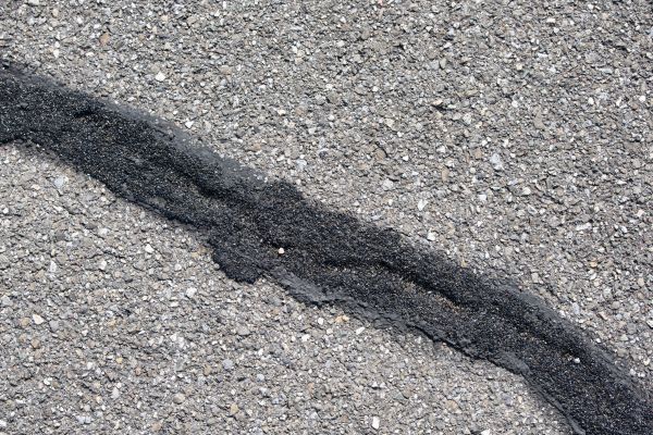 Driveway Crack Sealing in Issaquah