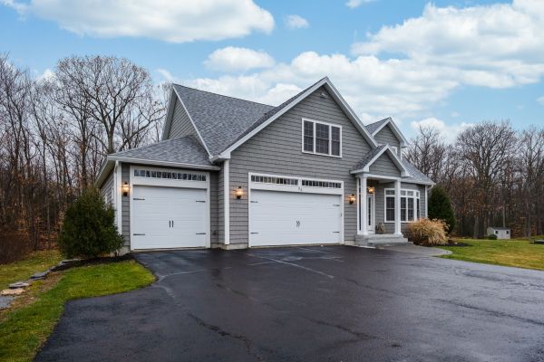 Cost of Driveway Sealing in Issaquah