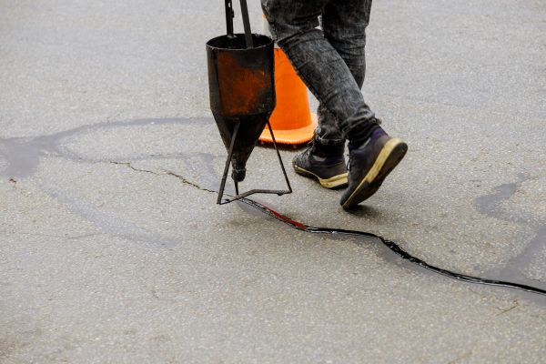 Cost of Hot Crack Filling in Issaquah