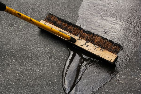 Asphalt Driveway Sealing in Issaquah
